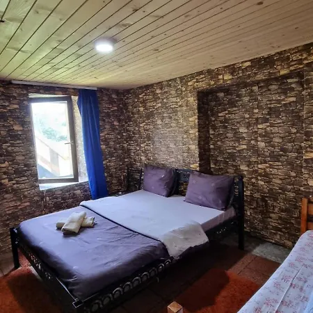 Bujtina 2 ולבונה