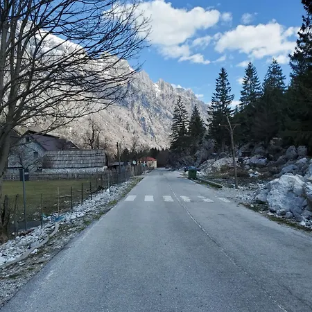 Гостевой дом Bujtina 2